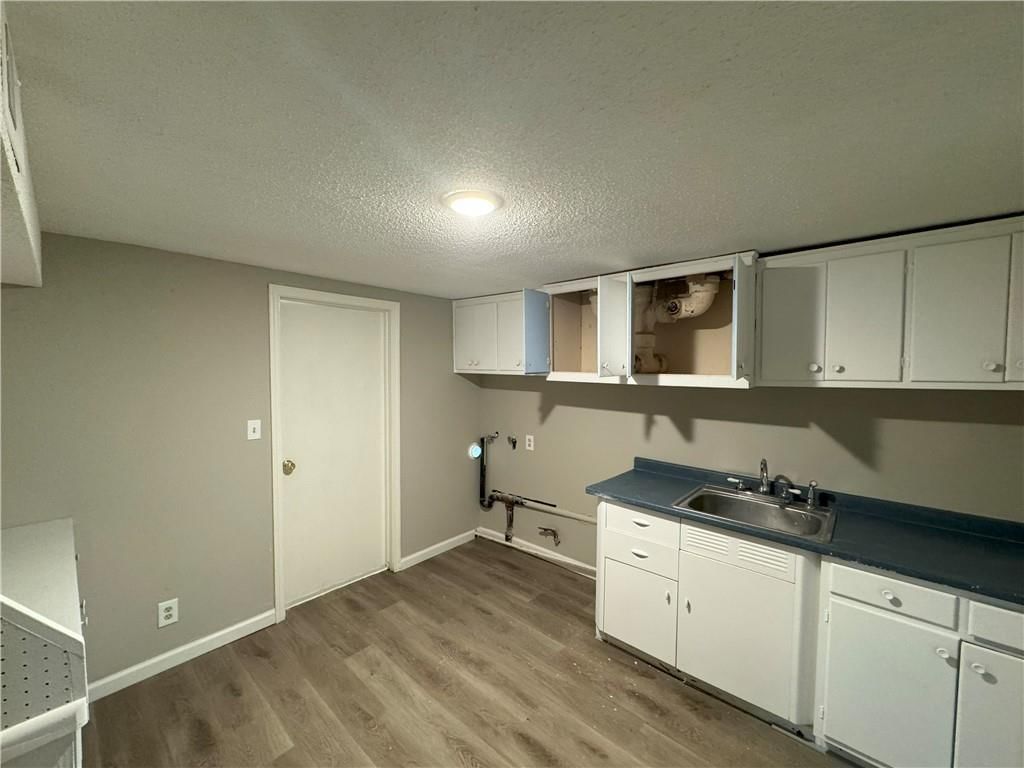 6630 WOOD Avenue — photo 38