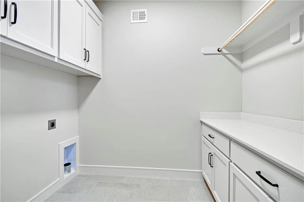 22039 W 100th Terrace — photo 28
