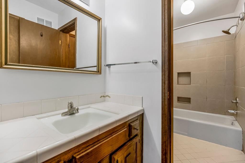 11304 W 71st Terrace — photo 20