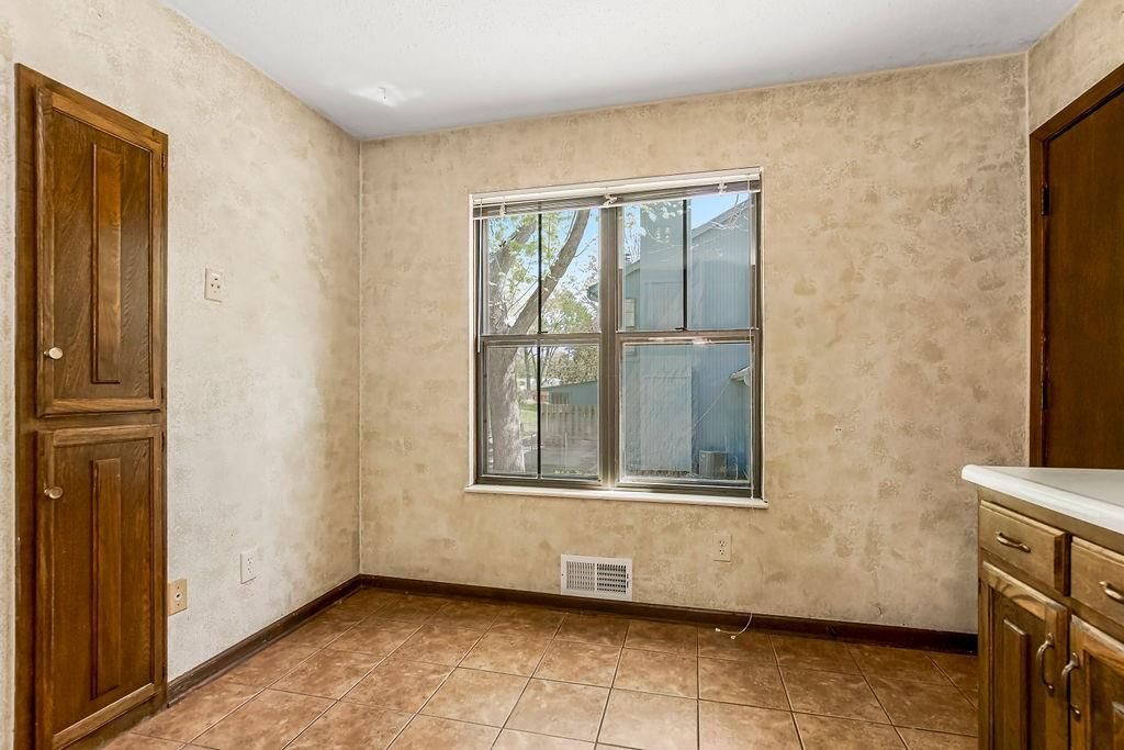11304 W 71st Terrace — photo 9