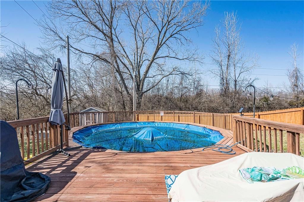 800 Deerfield Drive — photo 29