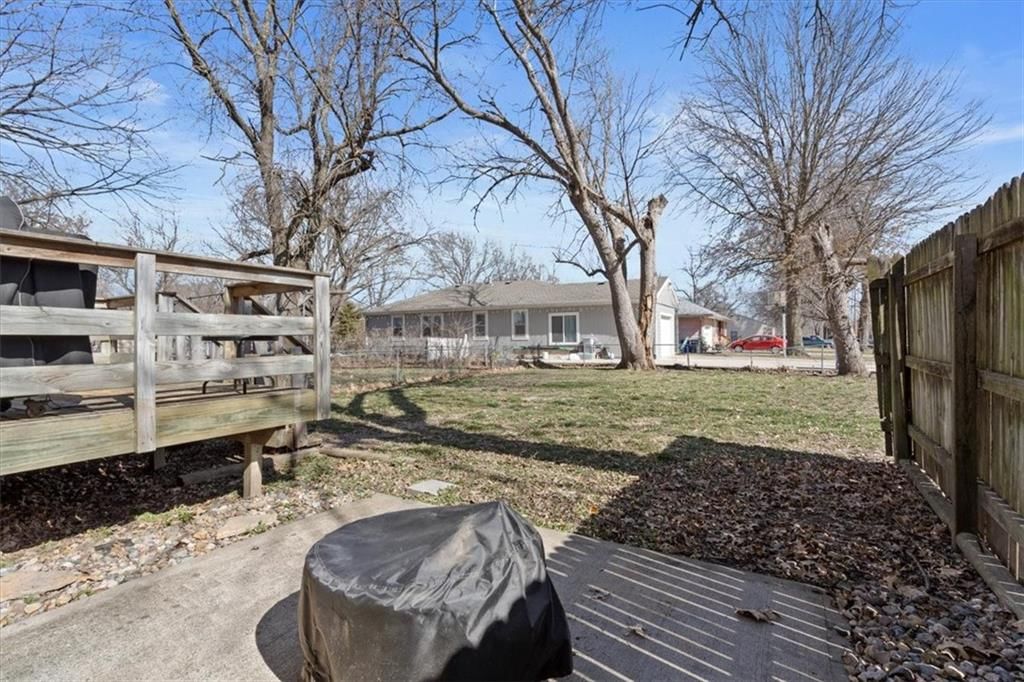 648 W Wabash Street — photo 17