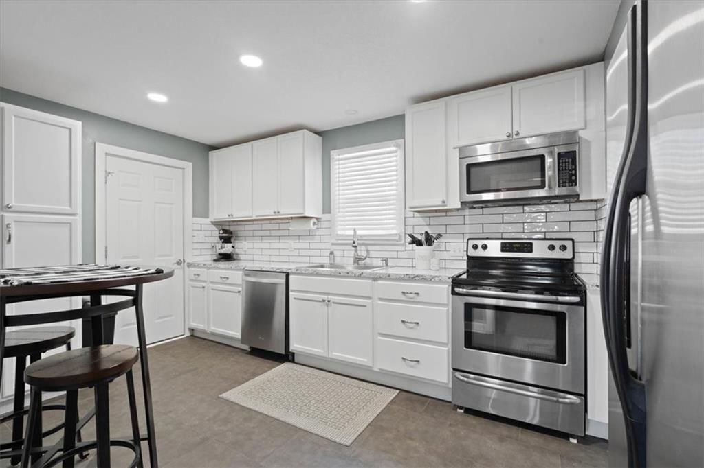 648 W Wabash Street — photo 7