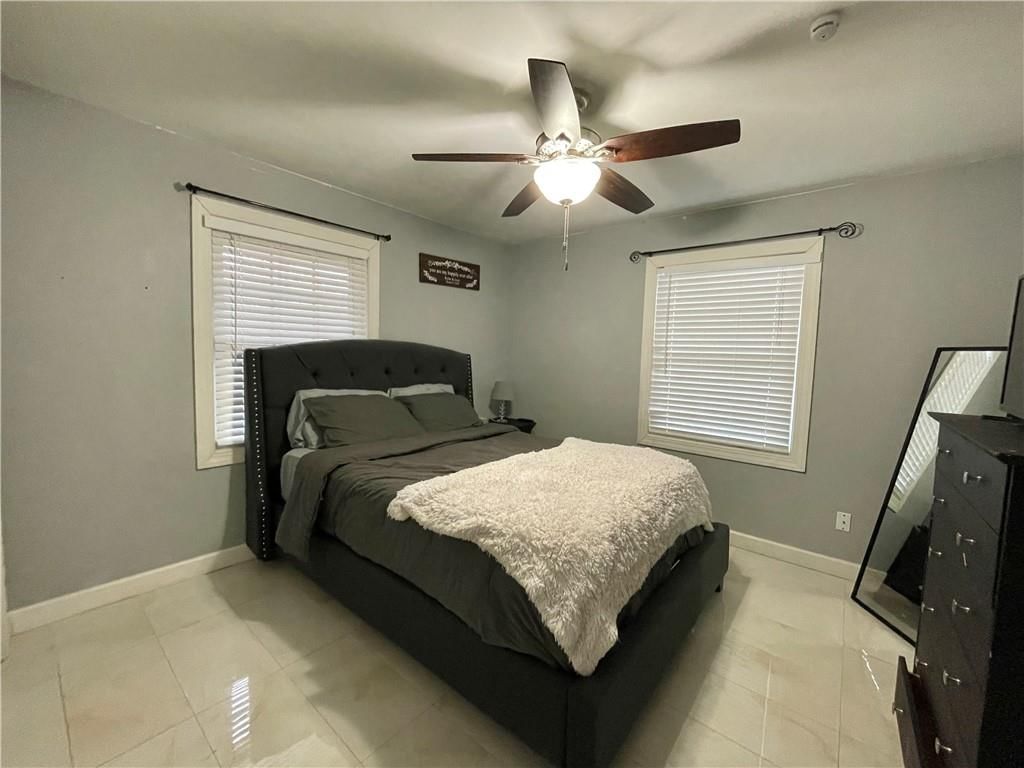 7940 MAPLE Street — photo 9