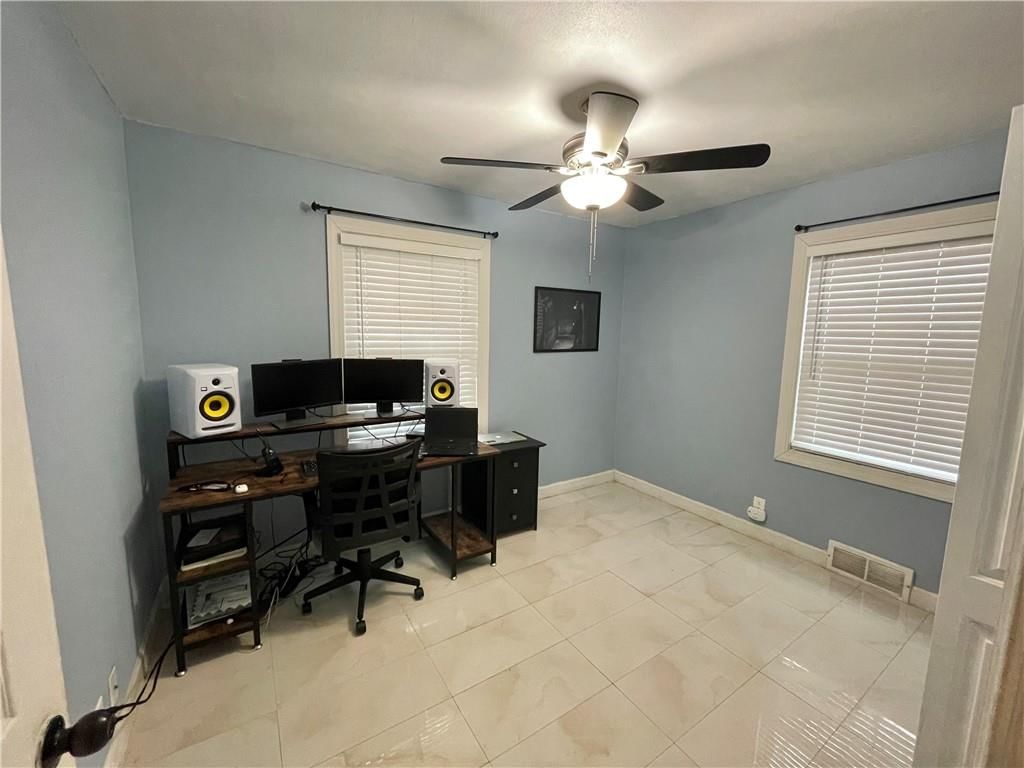 7940 MAPLE Street — photo 10