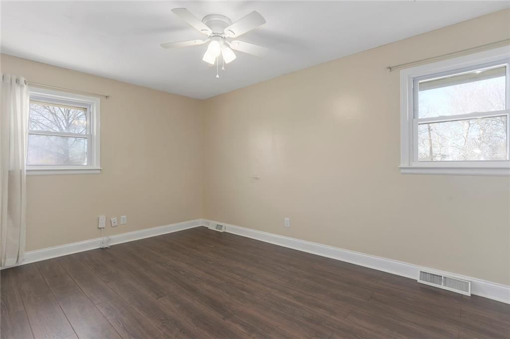 4306 NE 52nd Terrace — photo 12