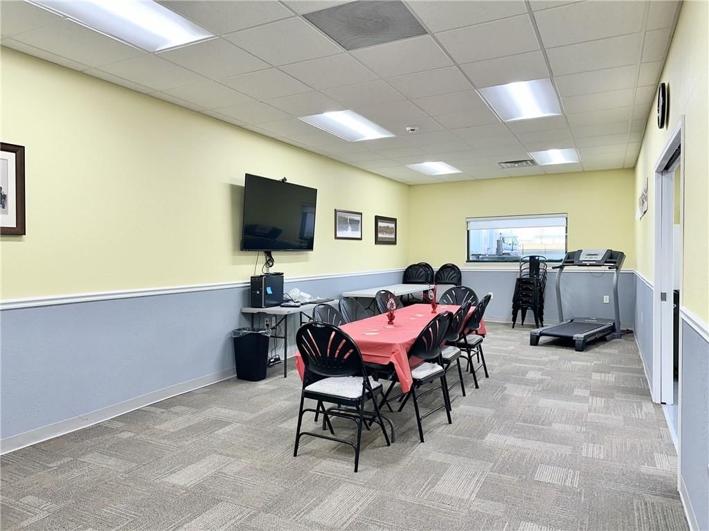 725 S Mitchell Avenue — photo 11