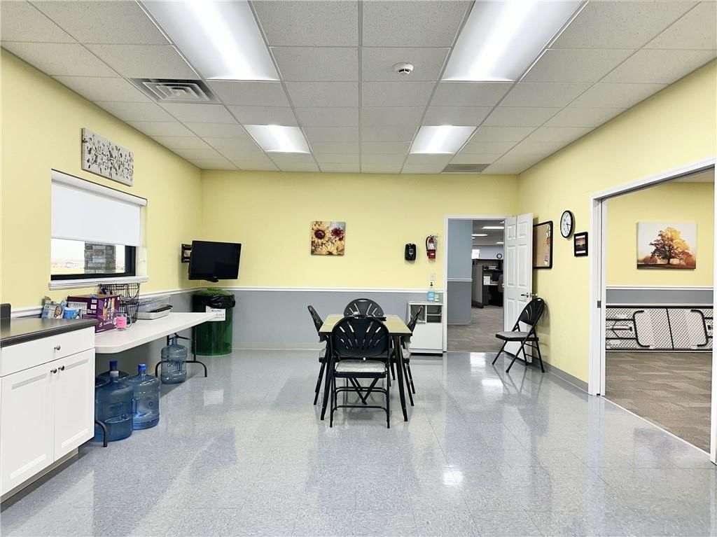 725 S Mitchell Avenue — photo 10