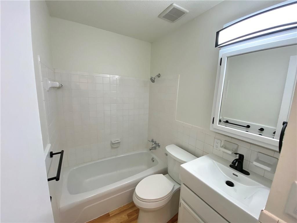 13428 Winchester Avenue — photo 16