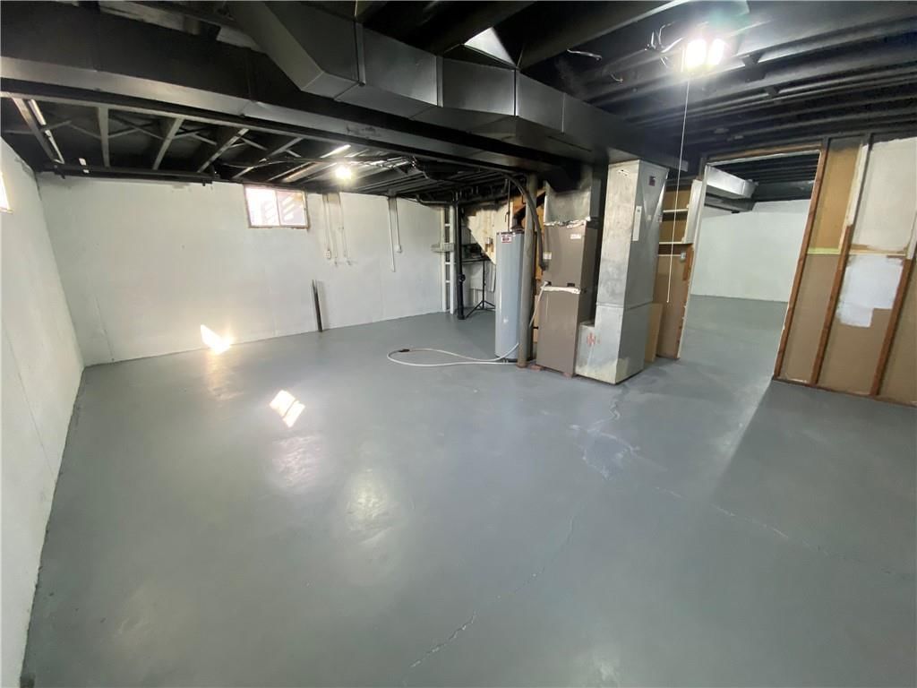13428 Winchester Avenue — photo 27