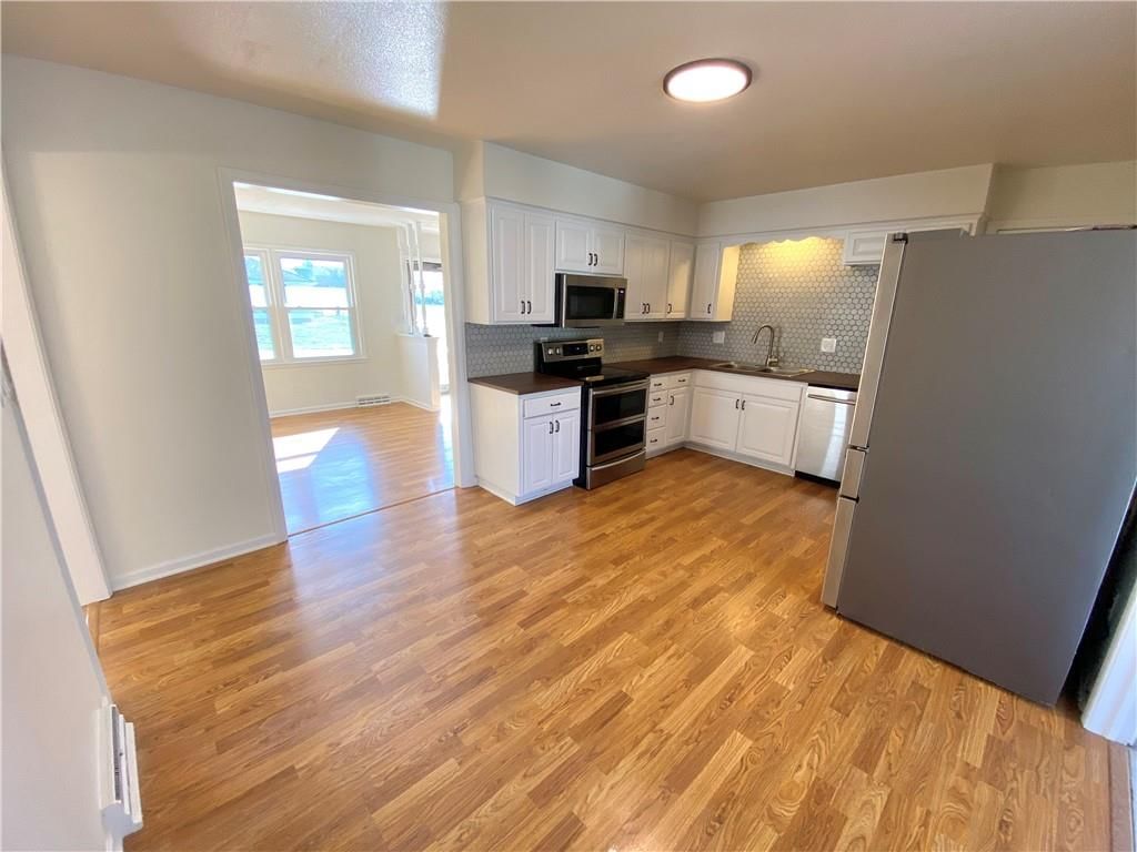 13428 Winchester Avenue — photo 10