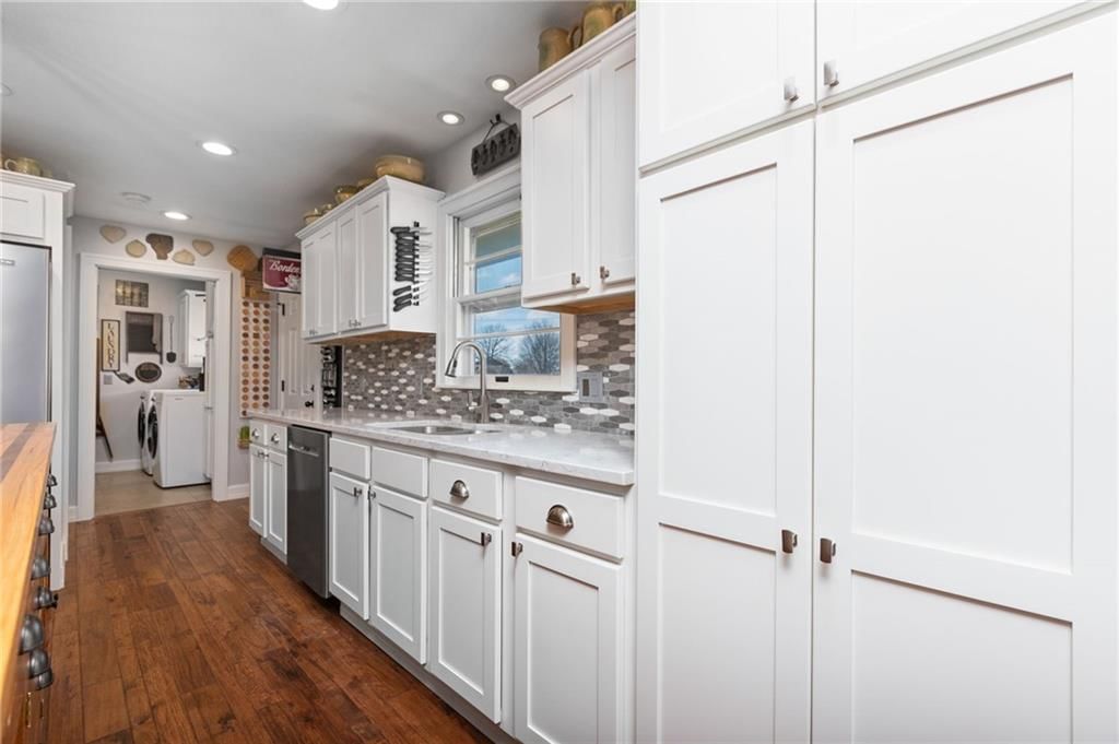 1624 S Oak Street — photo 12