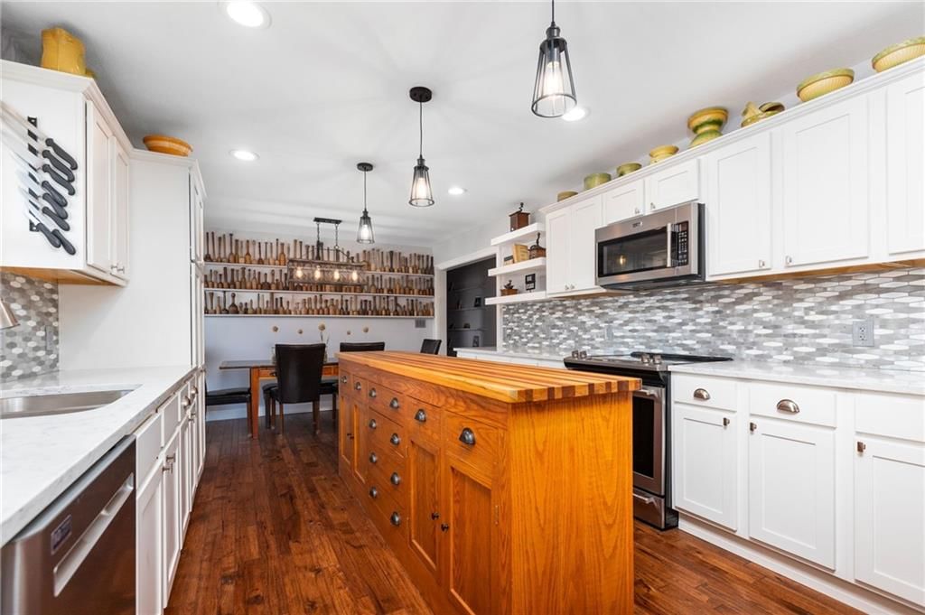 1624 S Oak Street — photo 17