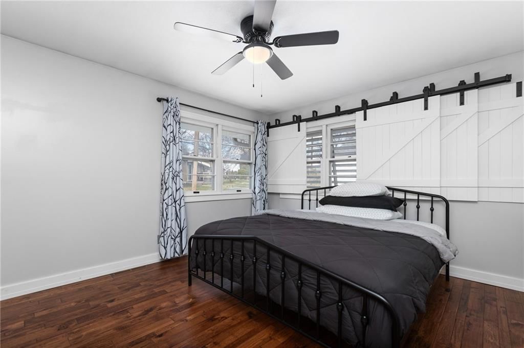 1624 S Oak Street — photo 19