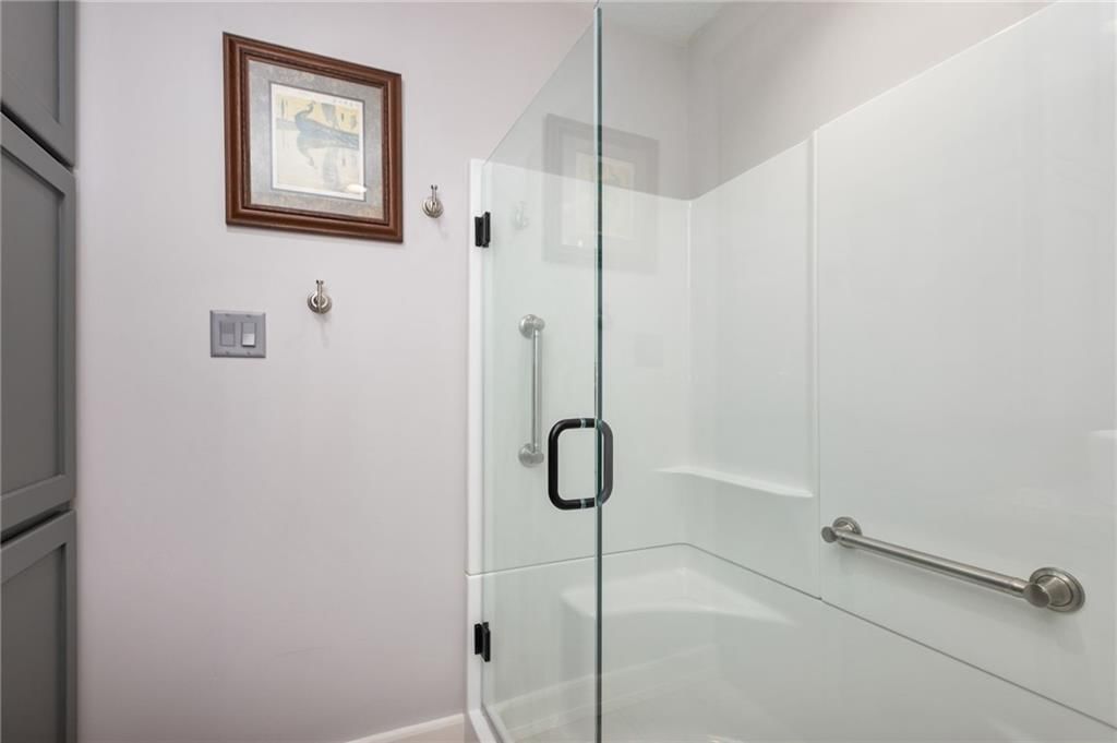 1624 S Oak Street — photo 23