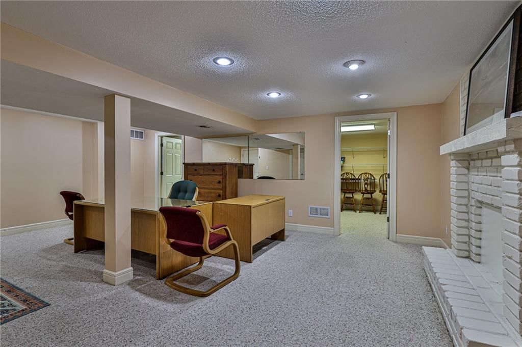 9701 N Charlotte Street — photo 29