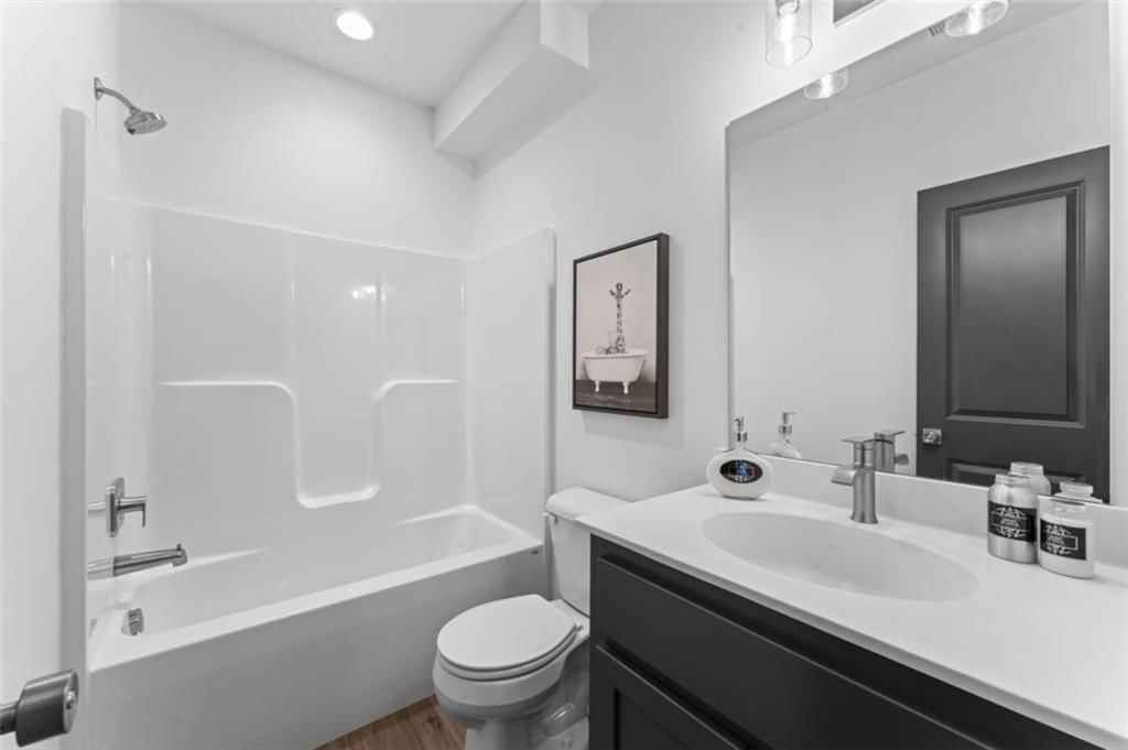 801 SE Dry Creek Drive — photo 19