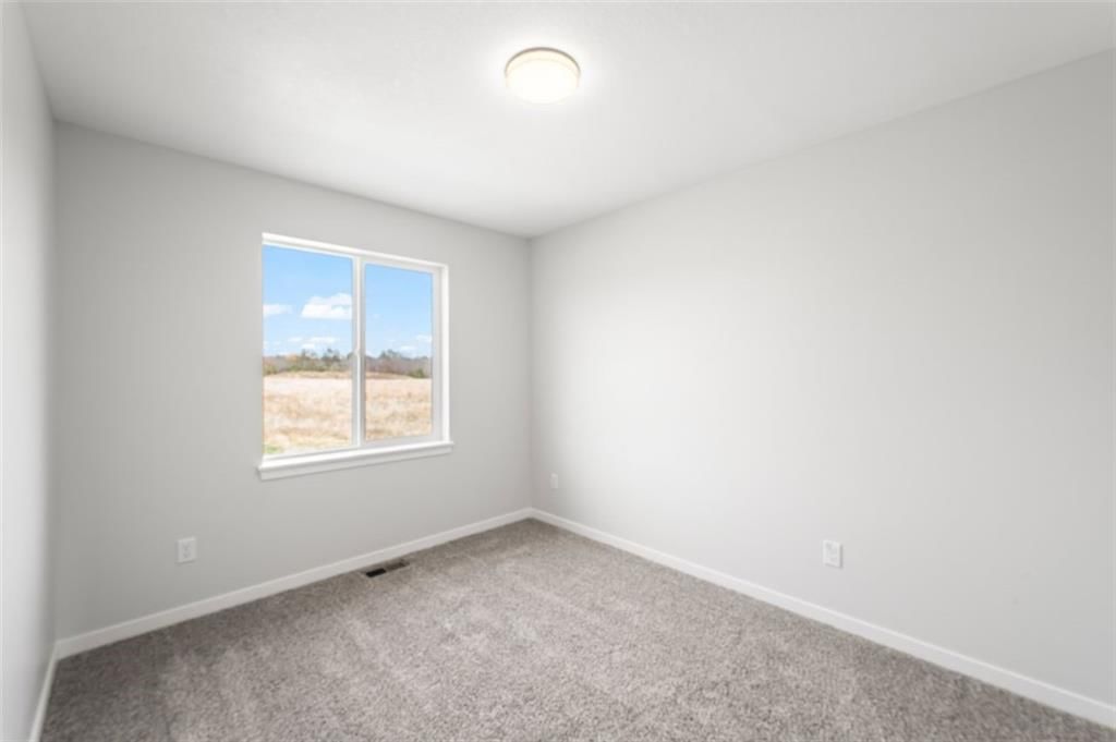 803 SE Dry Creek Drive — photo 24