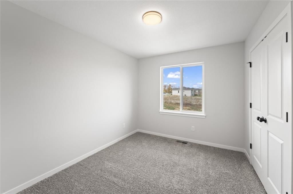 803 SE Dry Creek Drive — photo 26