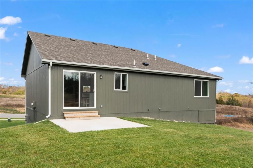 803 SE Dry Creek Drive — photo 33