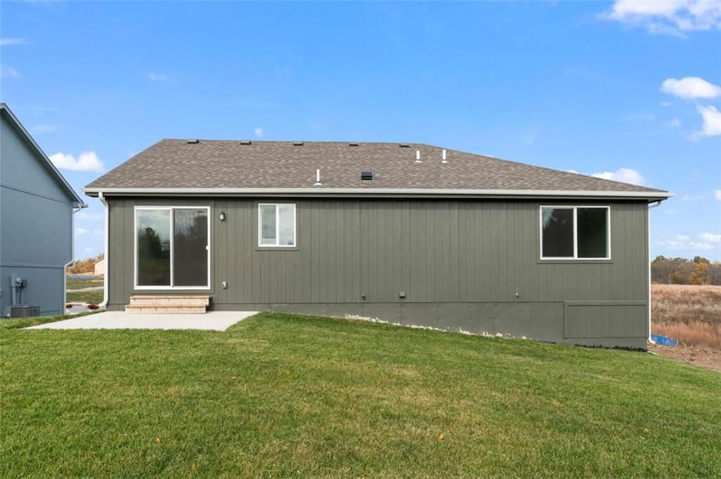 803 SE Dry Creek Drive — photo 35