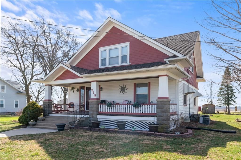 215 E Maple Street — photo 4