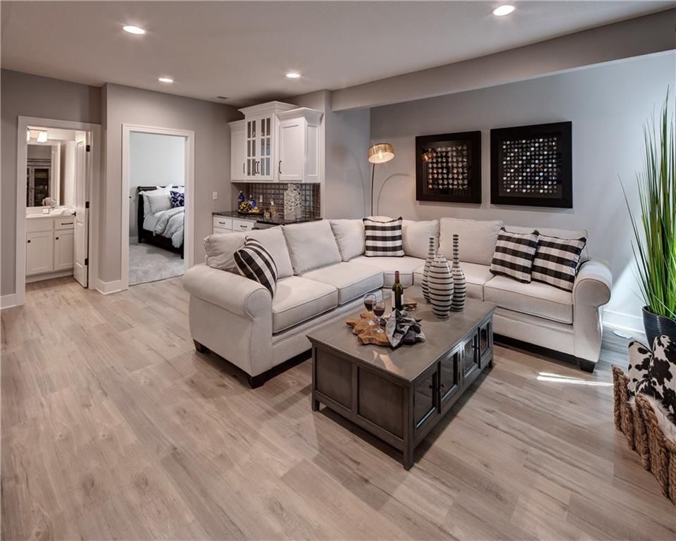 7211 Allman Drive — photo 13
