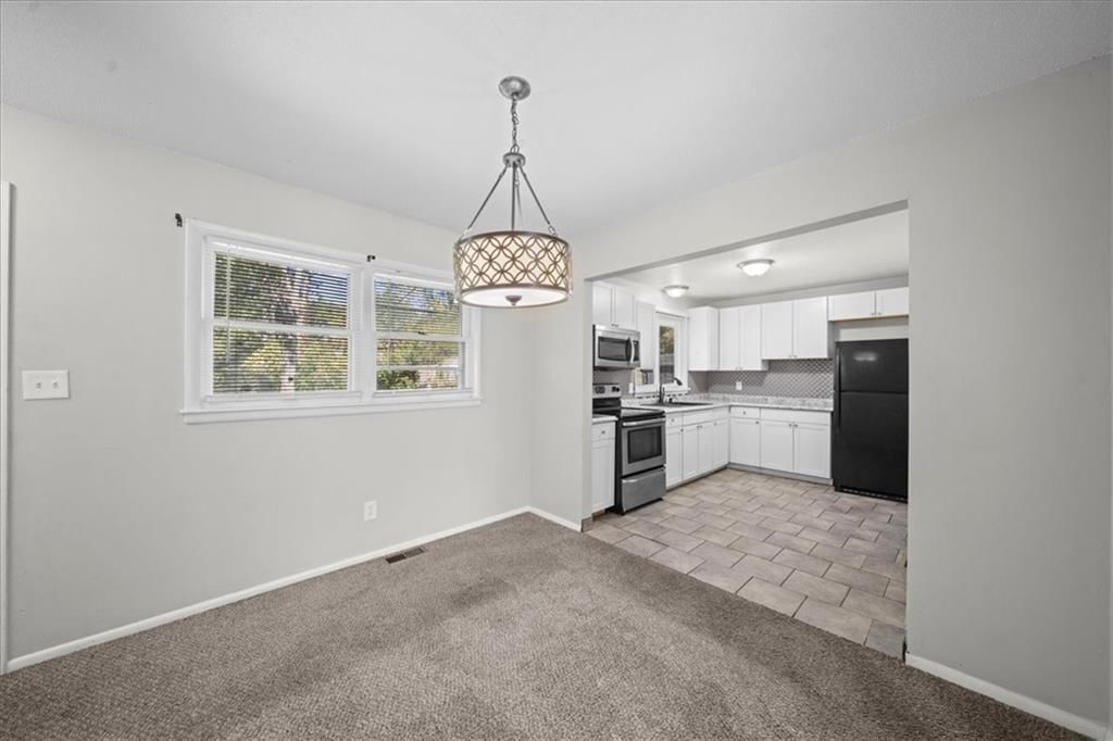 11816 Beacon Avenue — photo 19