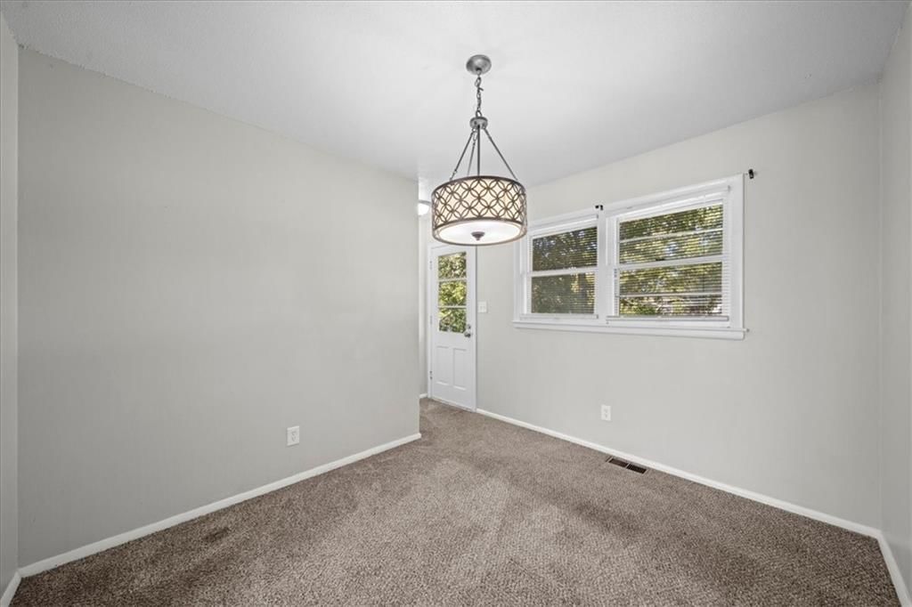 11816 Beacon Avenue — photo 20