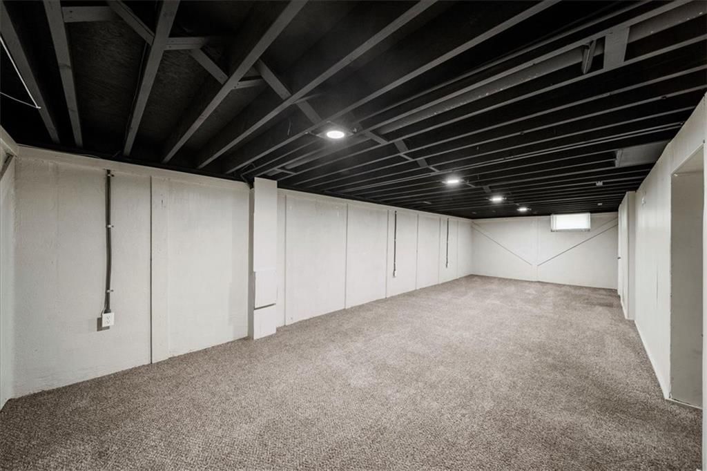 11816 Beacon Avenue — photo 47