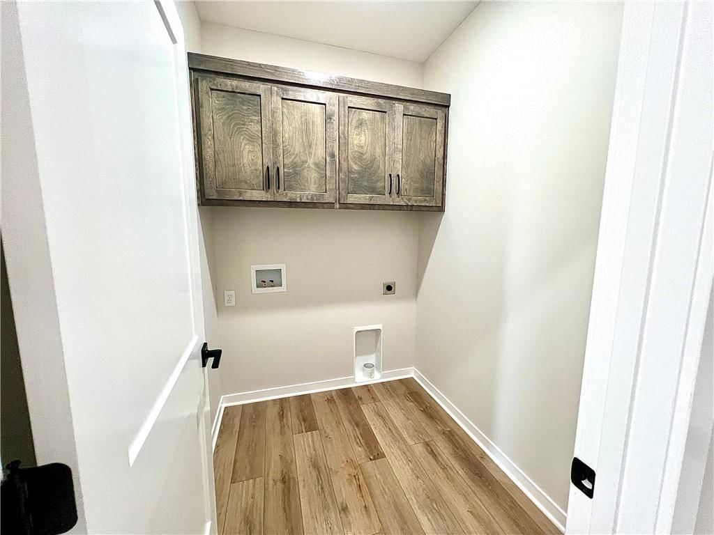 1405 Larson Avenue — photo 16