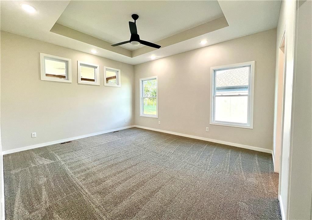 1405 Larson Avenue — photo 17
