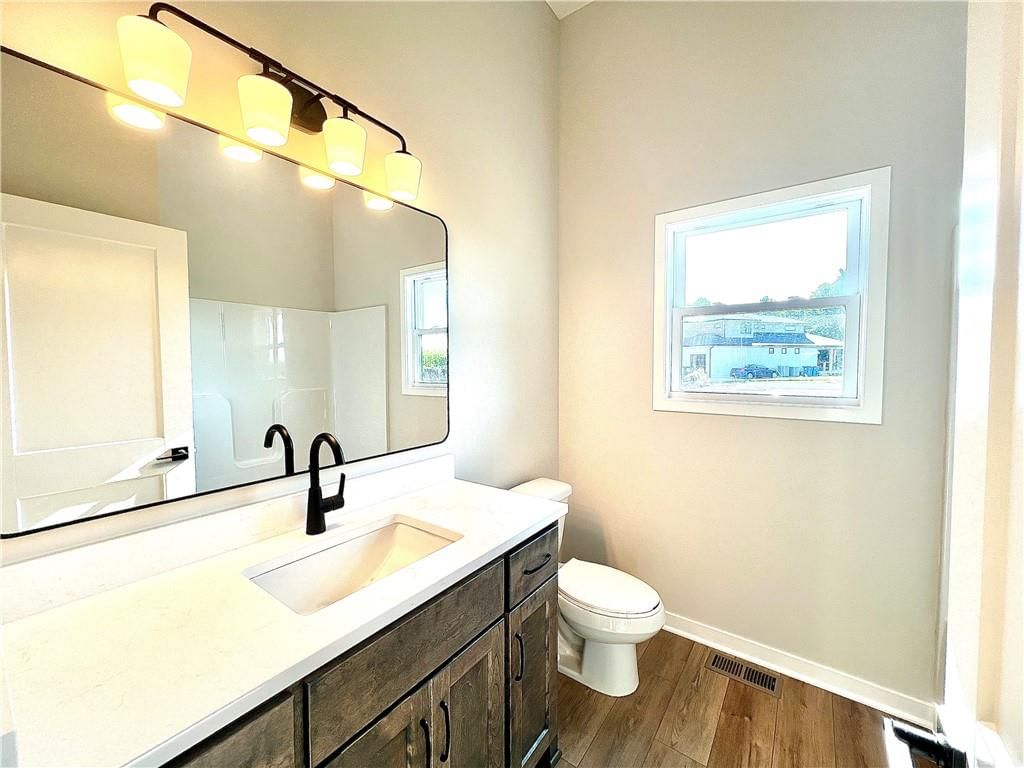 1405 Larson Avenue — photo 30