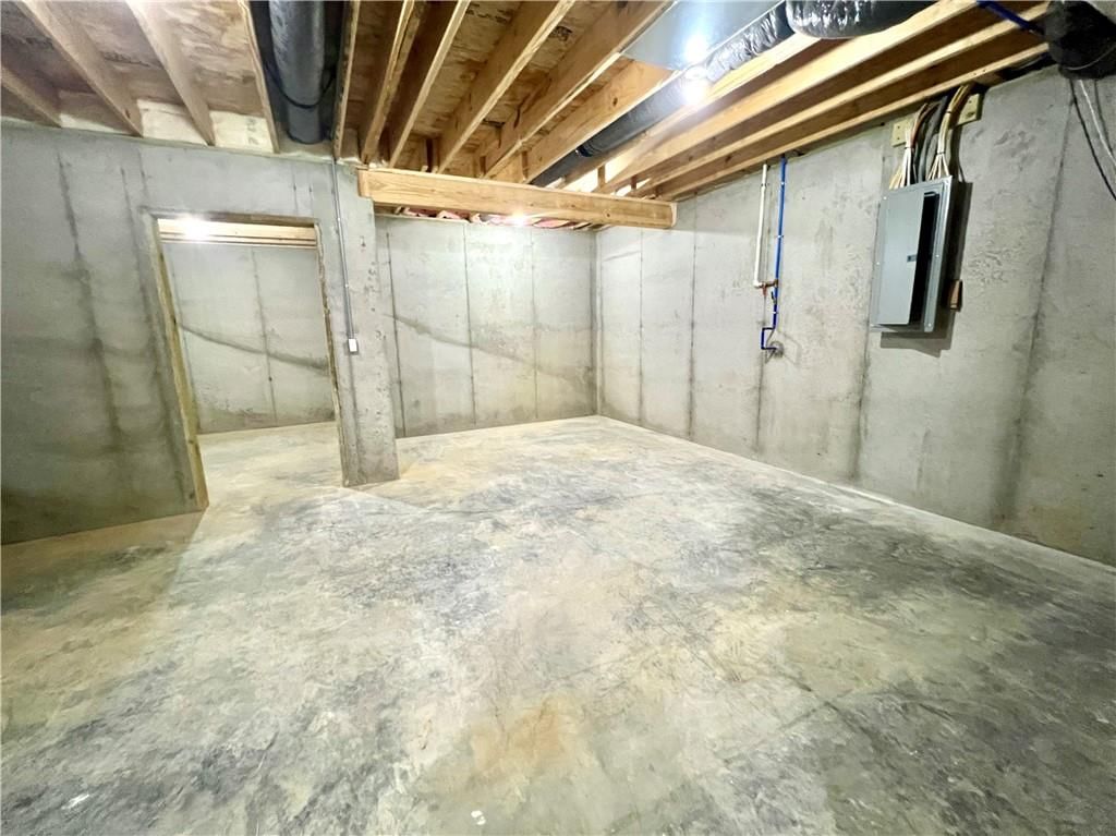 1405 Larson Avenue — photo 41