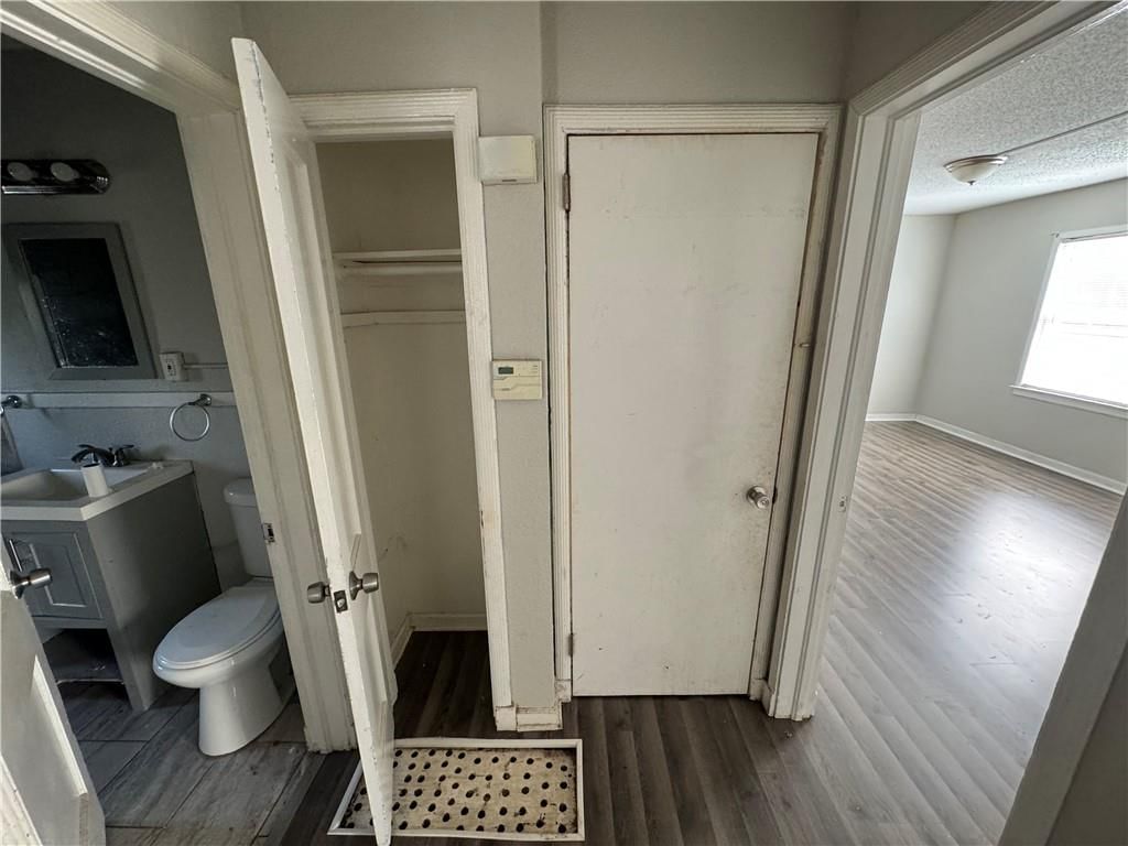 4412 KENSINGTON Avenue — photo 17