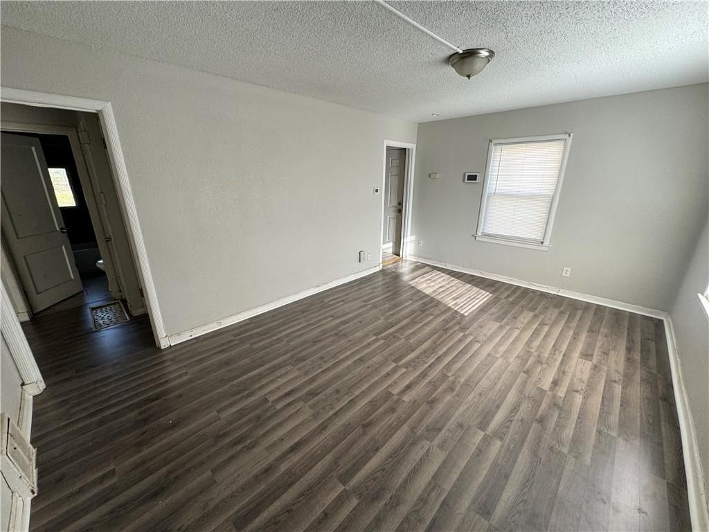 4412 KENSINGTON Avenue — photo 5