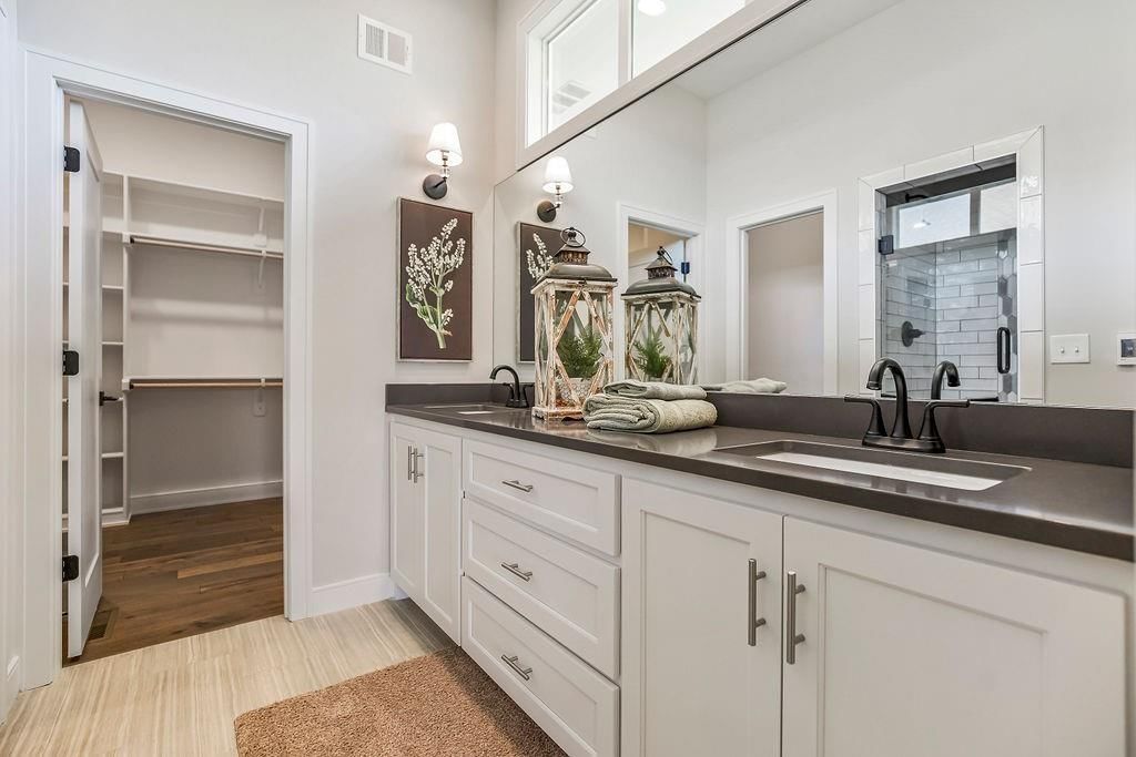 9341 Carbondale Street — photo 19
