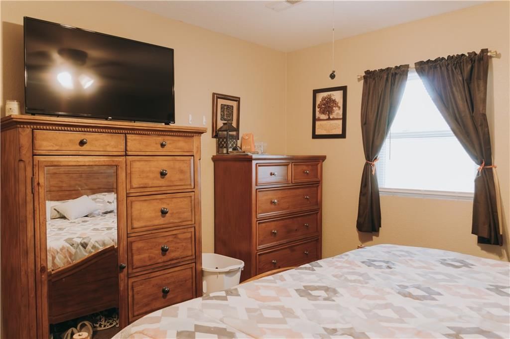 403 W Elm Street — photo 15