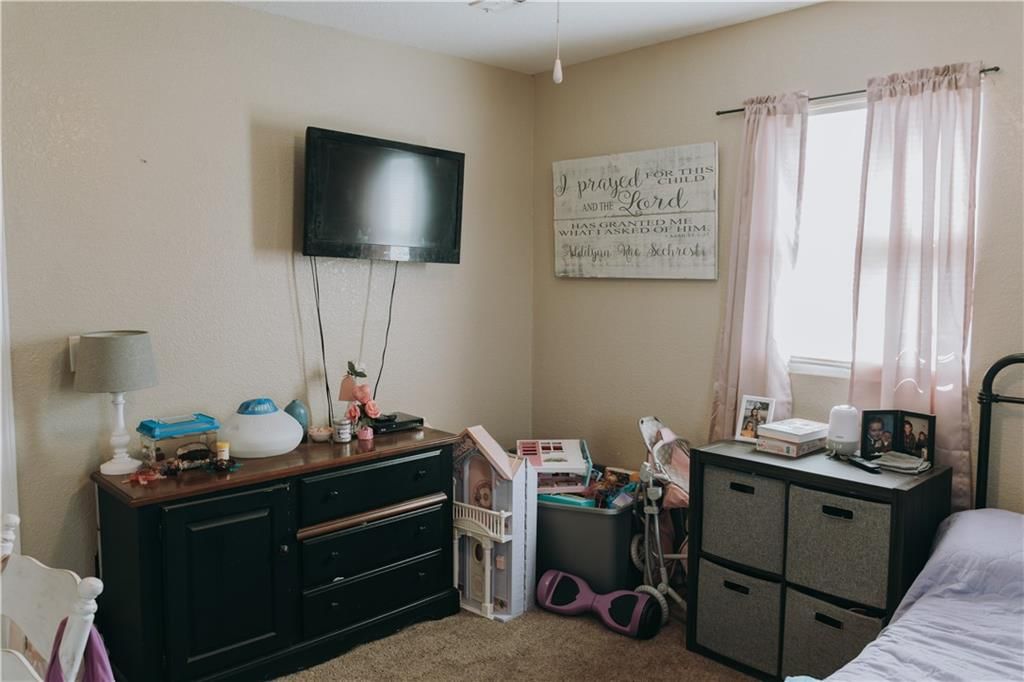 403 W Elm Street — photo 17
