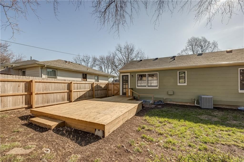 410 Benton Boulevard — photo 29