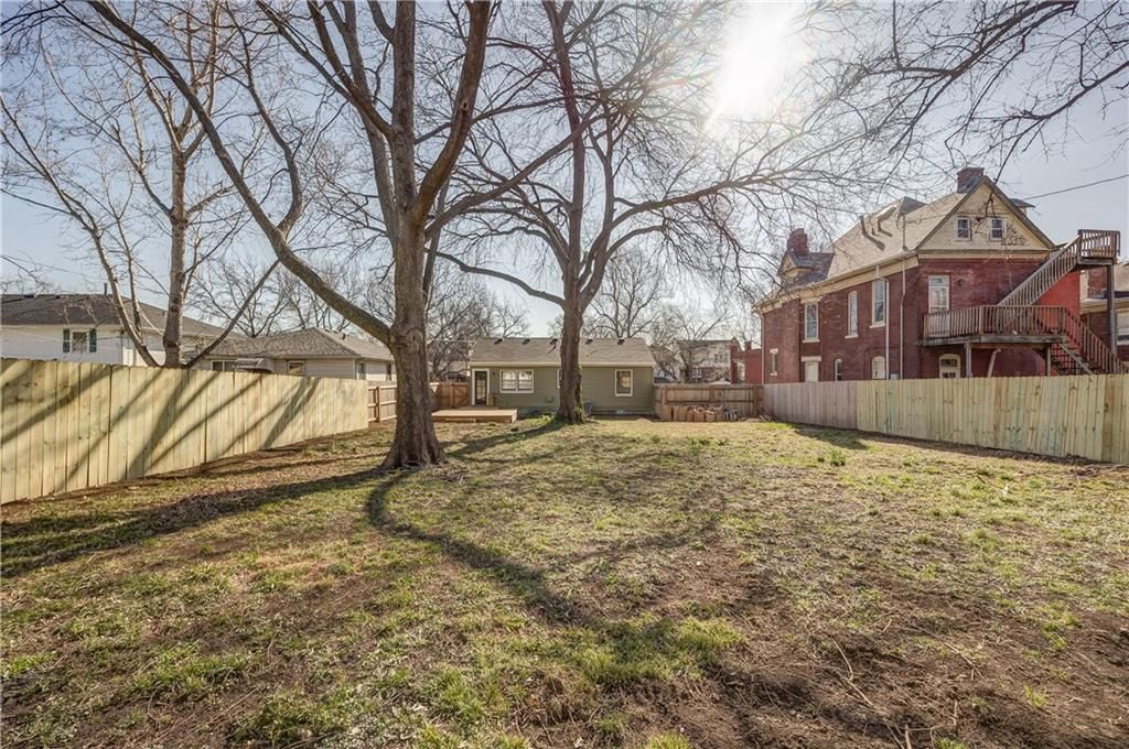 410 Benton Boulevard — photo 30