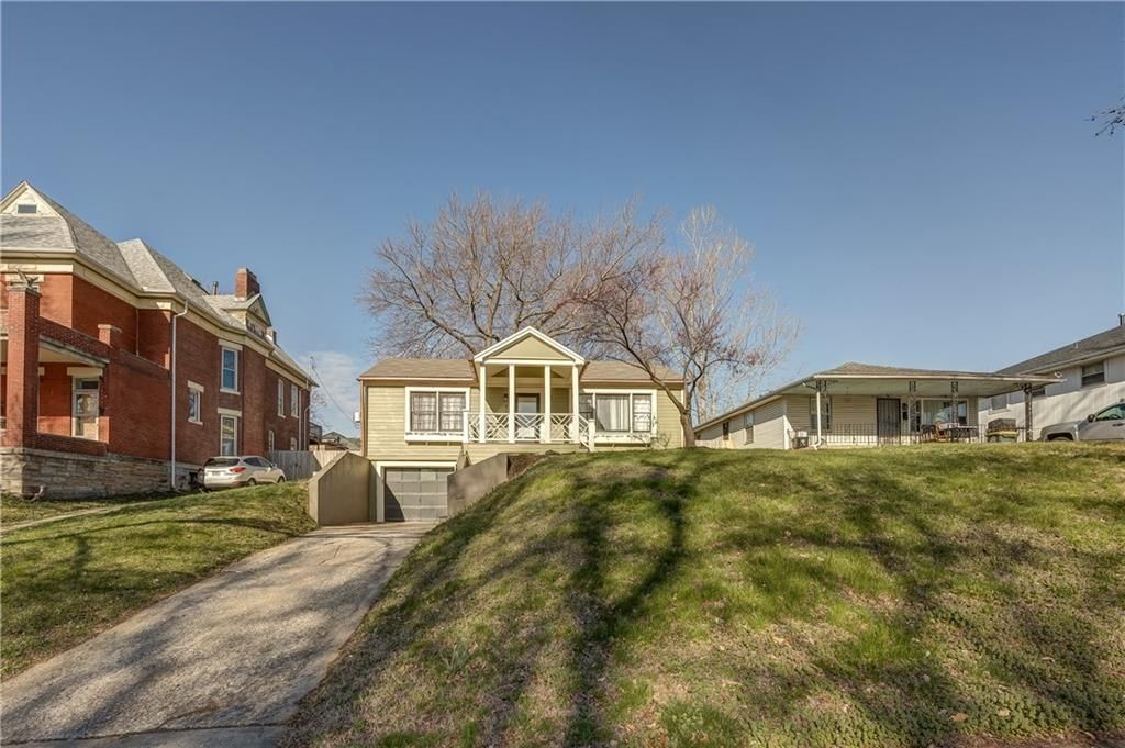 410 Benton Boulevard — photo 5