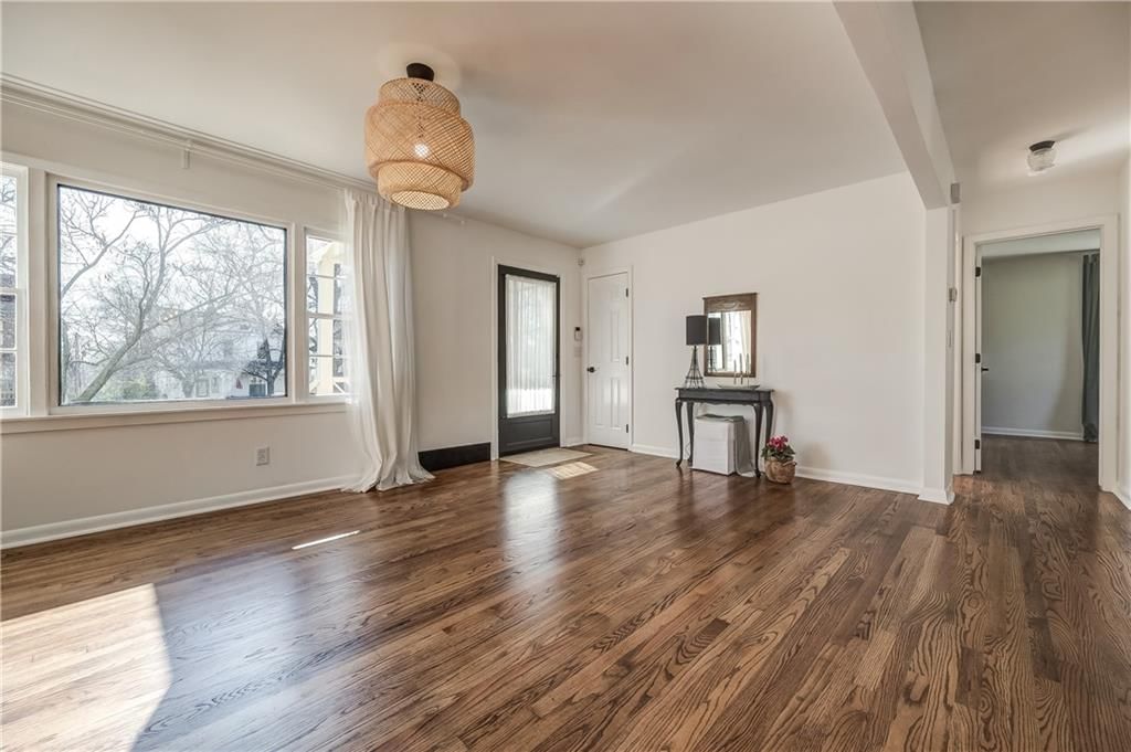 410 Benton Boulevard — photo 9