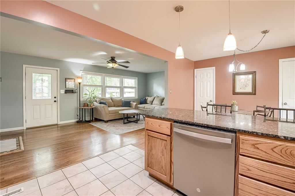 5714 N Belton Avenue — photo 13
