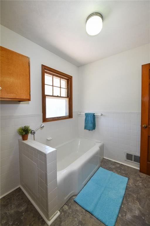 1846 S 49th Street — photo 33