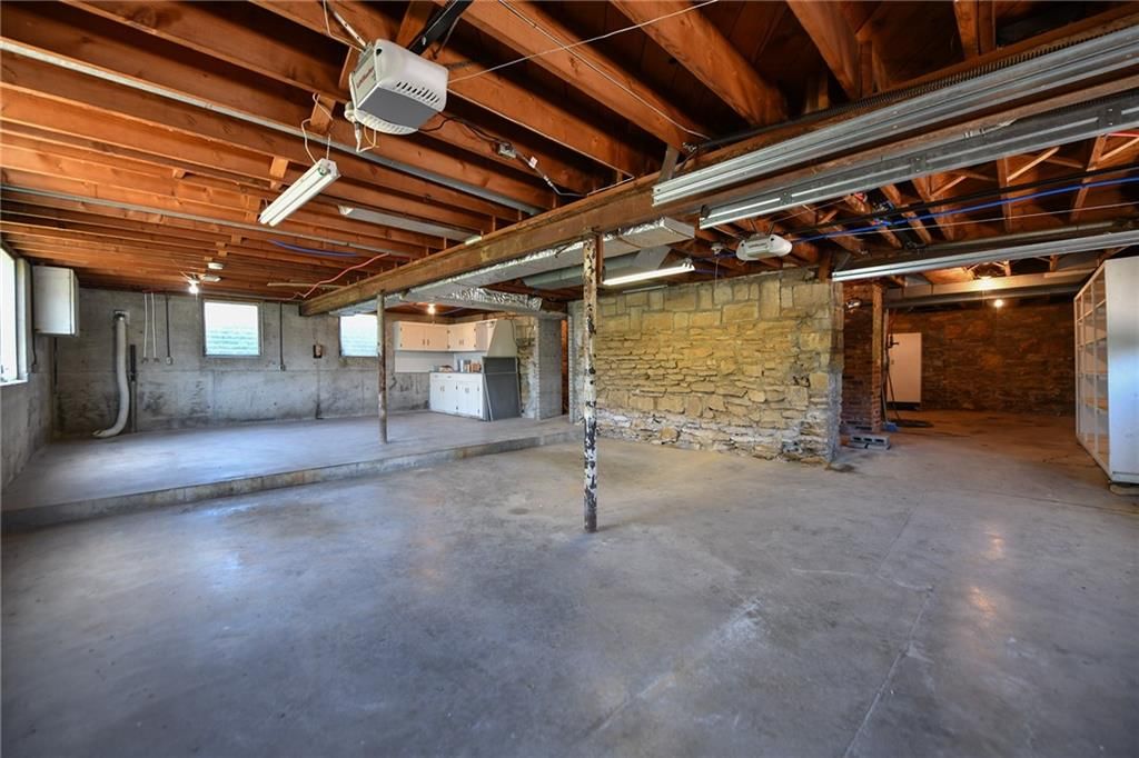 1846 S 49th Street — photo 41
