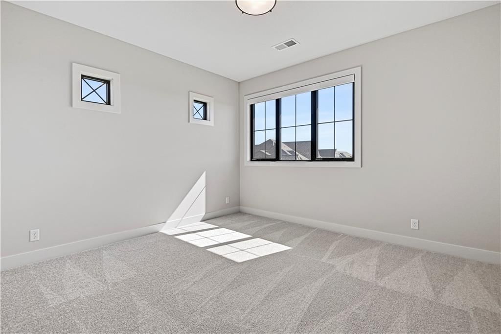 9401 Edgemere Drive — photo 36