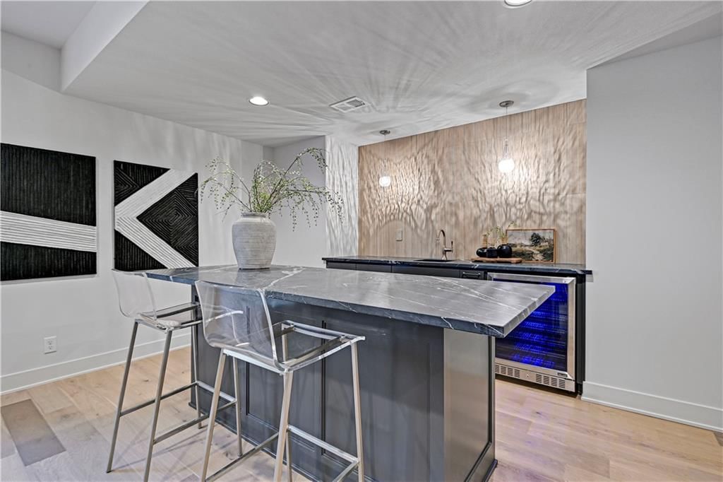 9401 Edgemere Drive — photo 9