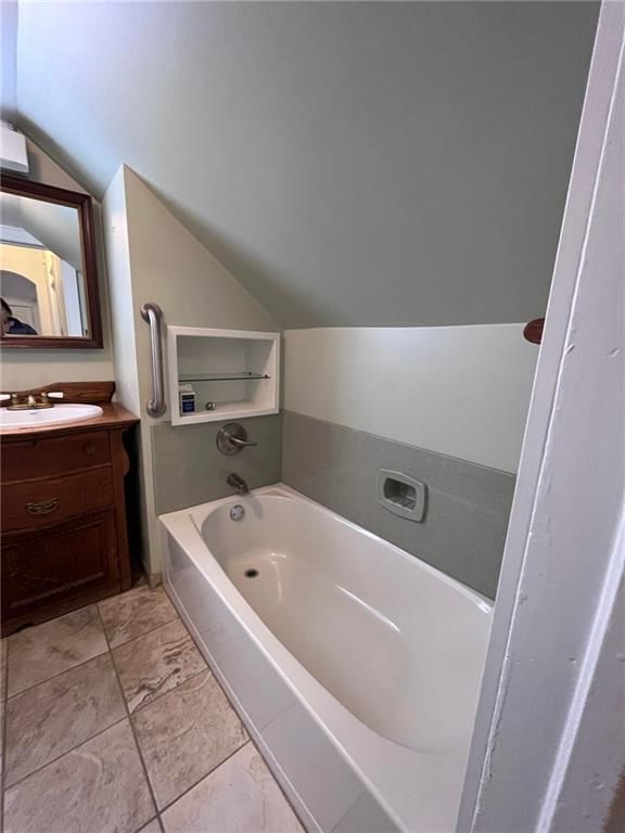 209 S Holbrook Street — photo 27