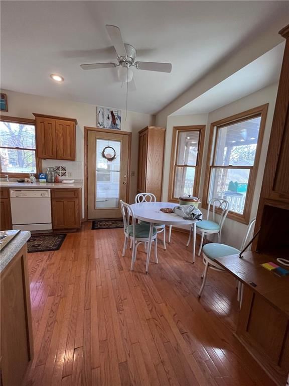 209 S Holbrook Street — photo 56